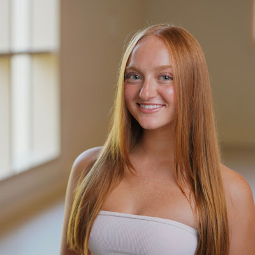 Meet your Posher, Ella